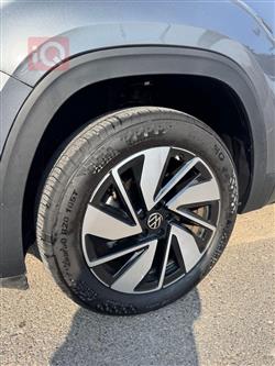 ڤۆڵکسواگن ئەتلەس